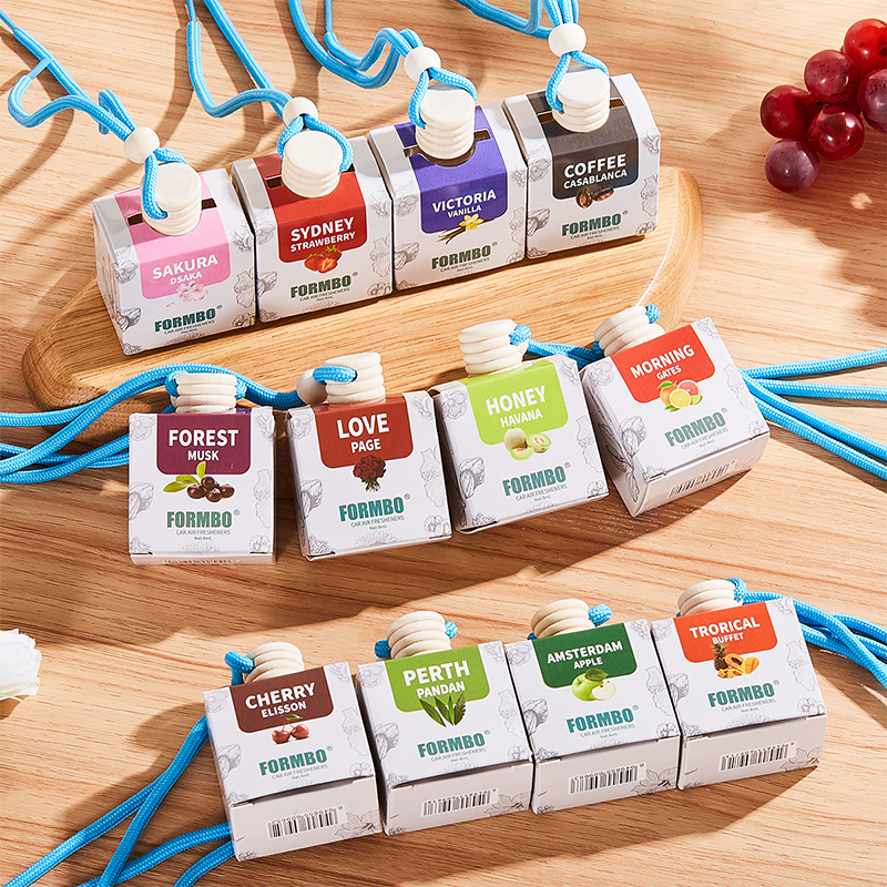 Perfume para coche Blossom & Berry: ambientador colgante con esencia floral y afrutada natural, accesorios perfumados para coches de lujo, 8 ml