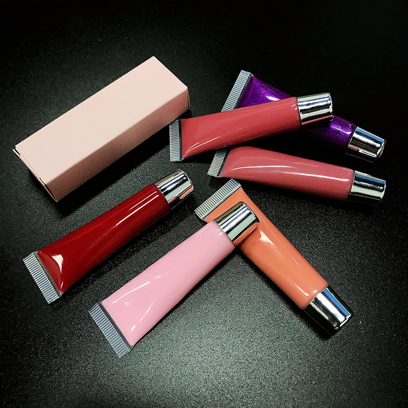 50 piezas de brillo labial Moq Glitter Brillo labial brillante con tubo y embalaje